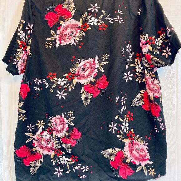 SHEIN Plus Short Sleeve Floral Print Top 0XL 12 - Picture 5 of 10
